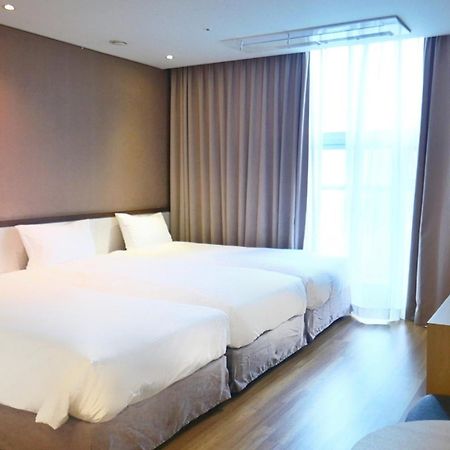 Rosana Hotel Seoul Exterior photo