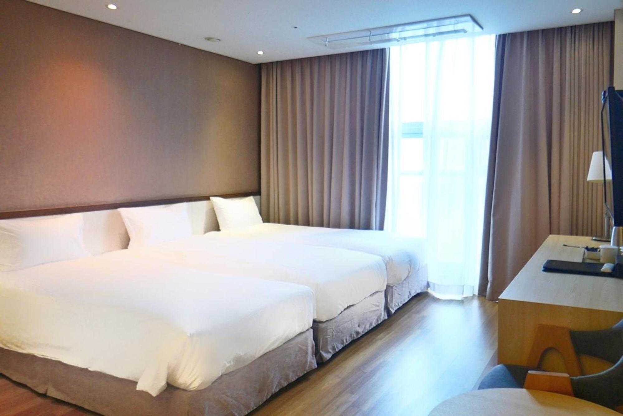 Rosana Hotel Seoul Exterior photo