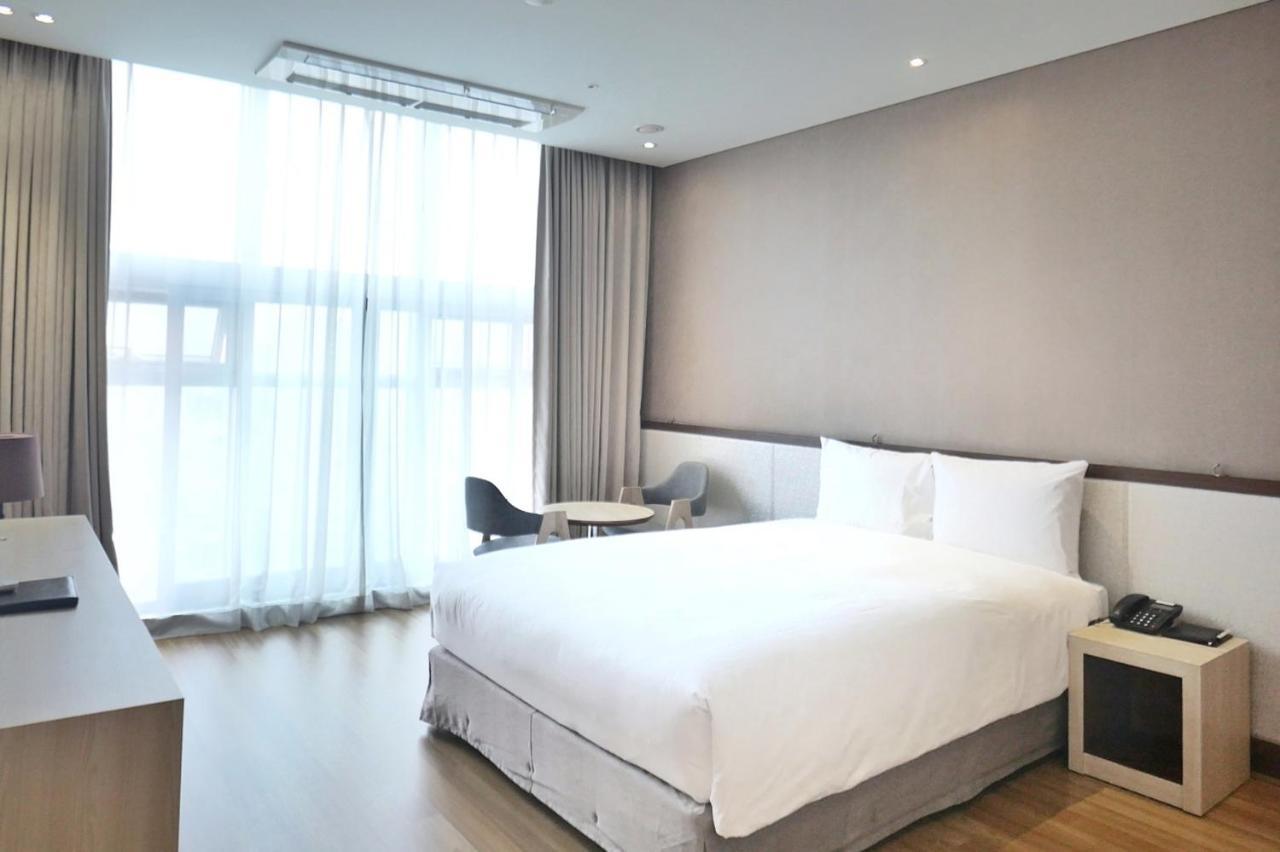 Rosana Hotel Seoul Exterior photo